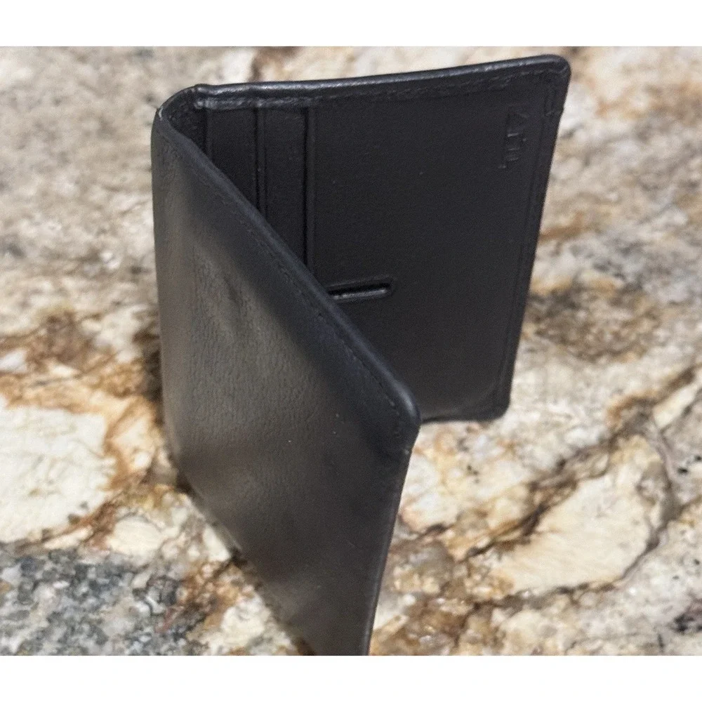 Tumi Black Leather Bi-Fold Card Wallet